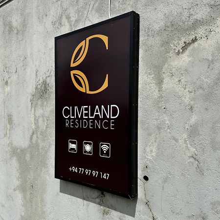 Cliveland Residence Канди Екстериор снимка